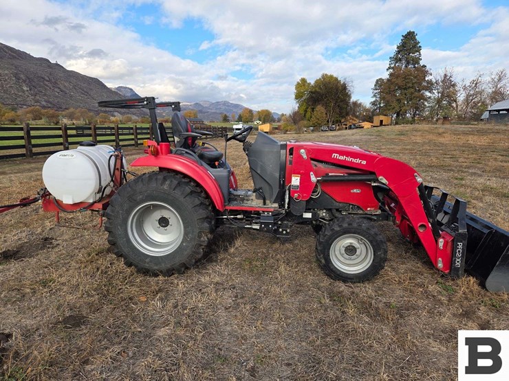 2021-mahindra-1640-image-4