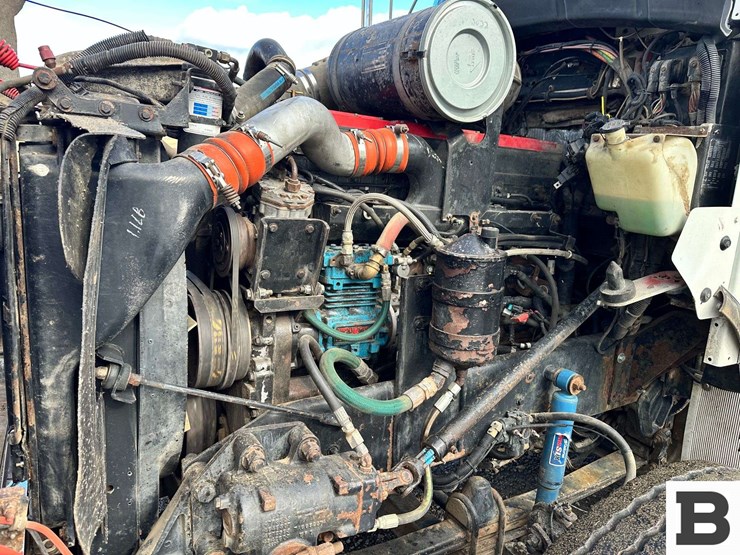 2000-kenworth-t800-image-24