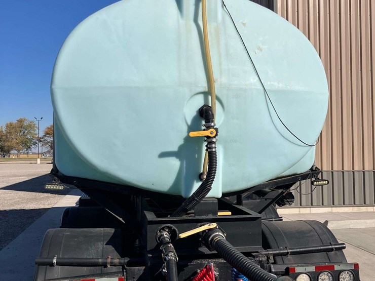 1994-international-9400-image-12