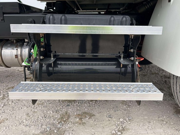 2021-international-mv607-image-35