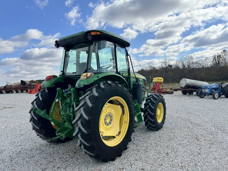 john-deere-6120e-image-5