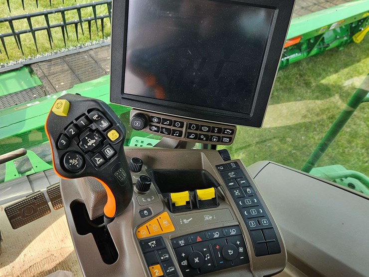 john-deere-s780-image-31