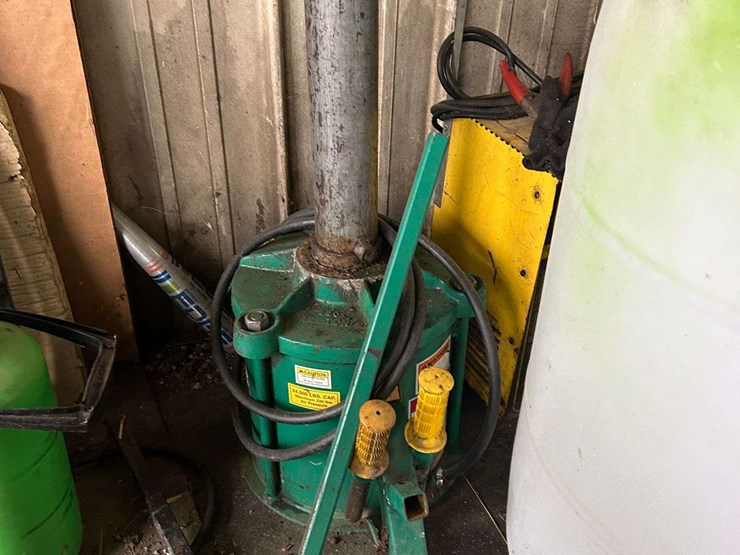 sprayer-jacks-image-1