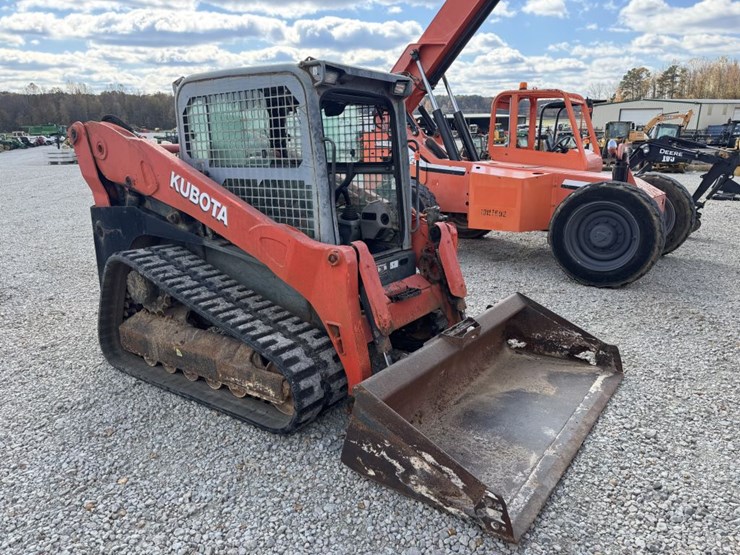 2010-kubota-svl90-image-3