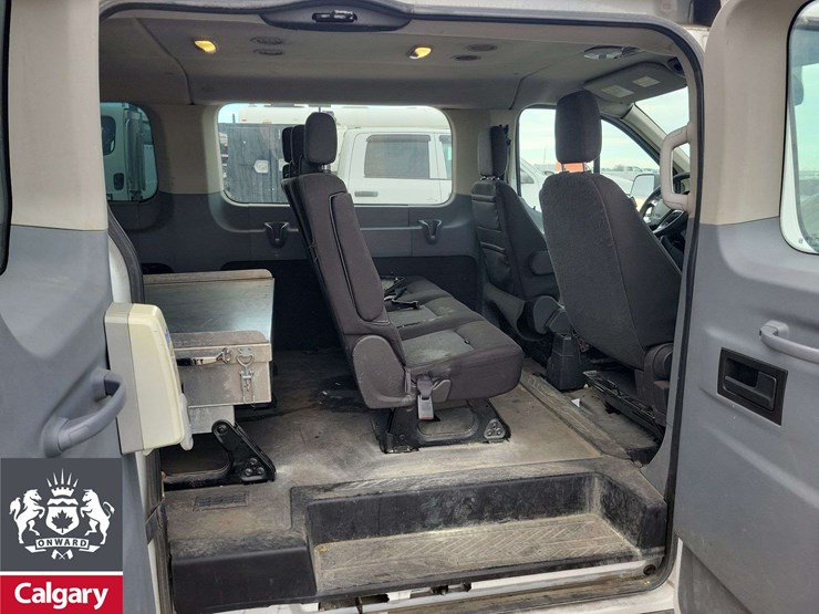 2017-ford-transit-image-23