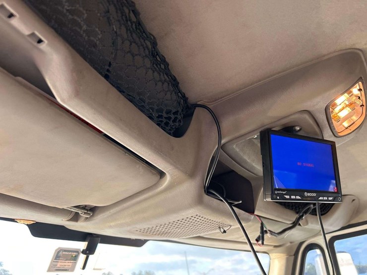 2011-international-workstar-7400-image-23