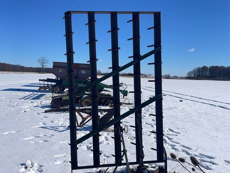 unverferth-28ft-harogator-image-12