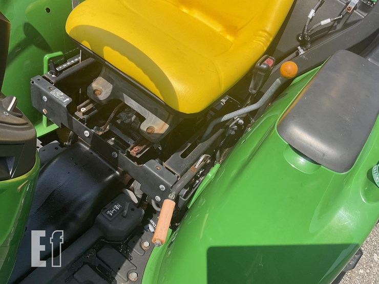 2020-john-deere-3025e-image-19