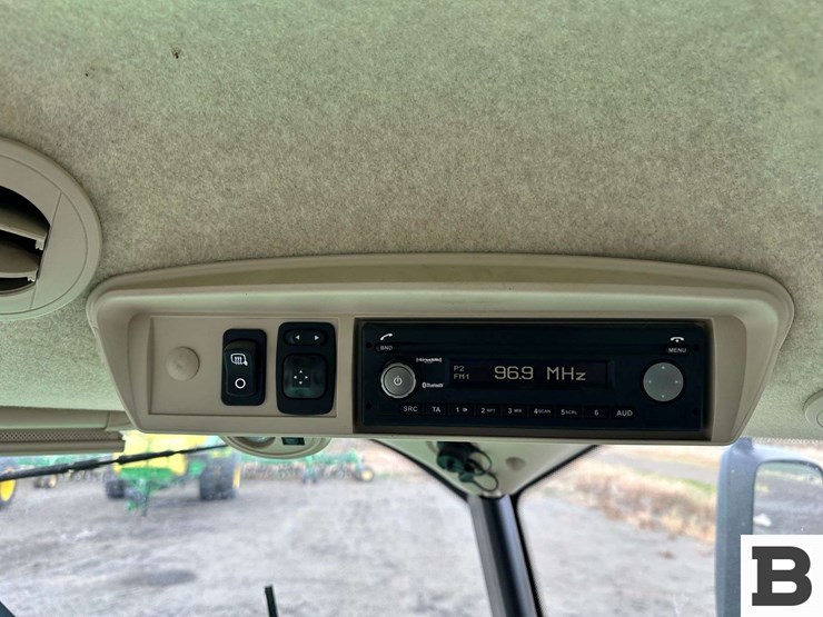 john-deere-w235r-image-86