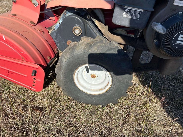 yard-machines-tiller-image-9
