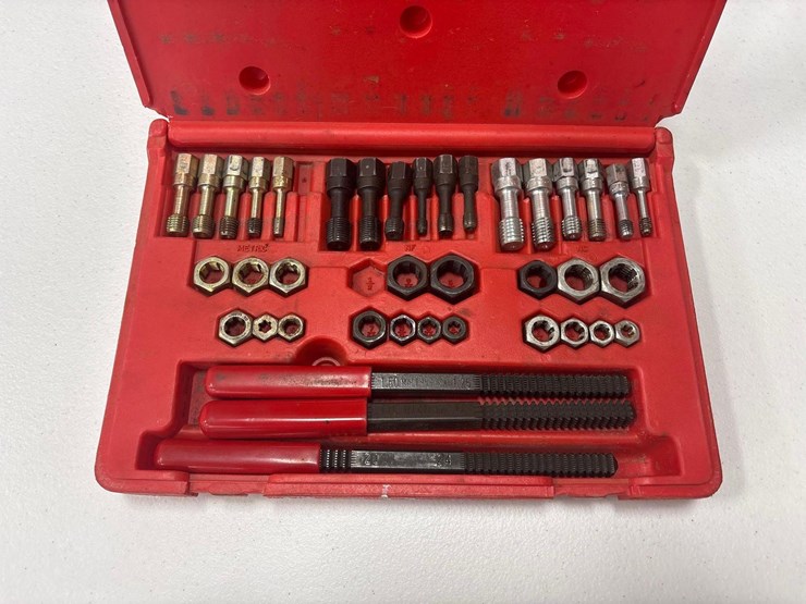 assorted-tools-set-image-7