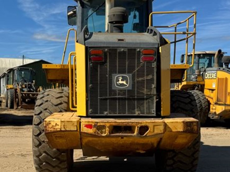 deere-724k-image-3