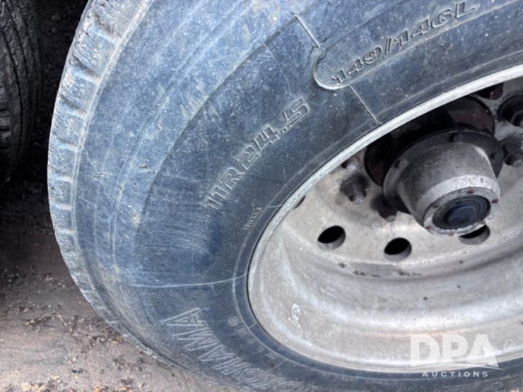 2006-travis-end-dump-image-34