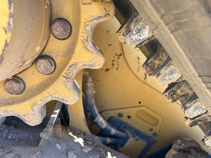 2020-caterpillar-259d3-image-14