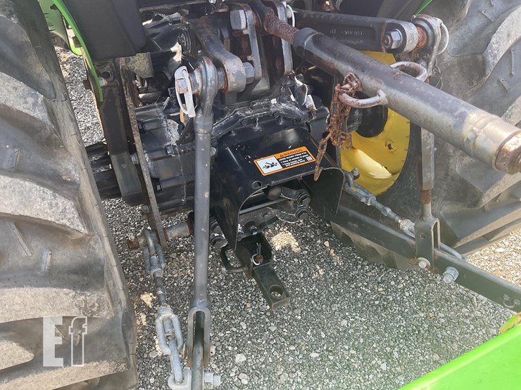 2020-john-deere-3025e-image-6