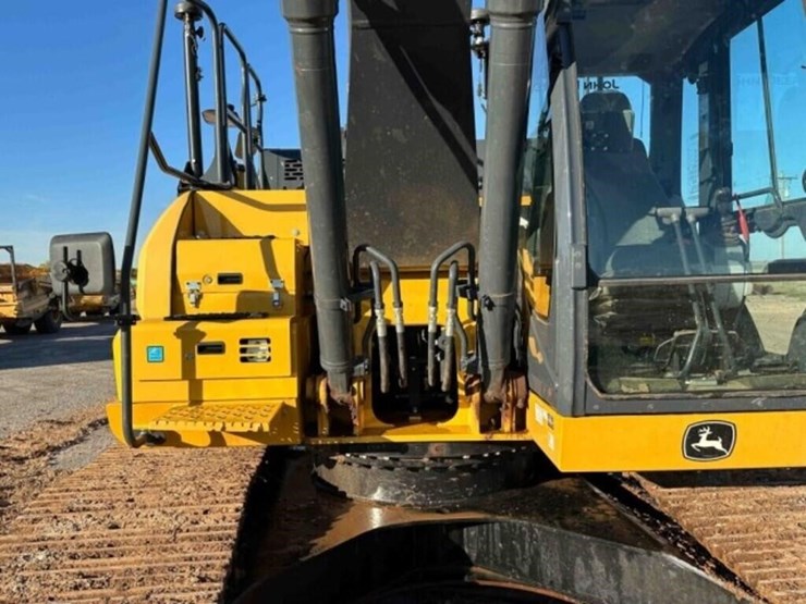 2023-john-deere-210p-excavator-image-9