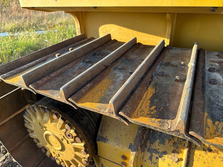 caterpillar-d5k2-image-12