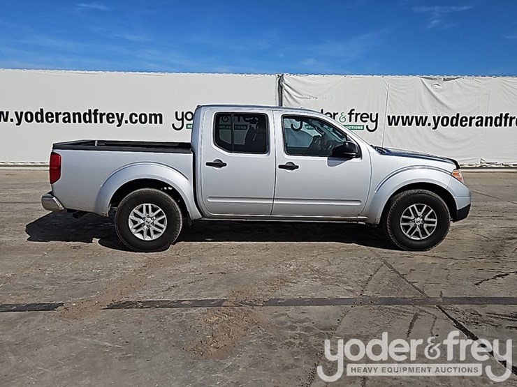 2016-nissan-frontier-image-6