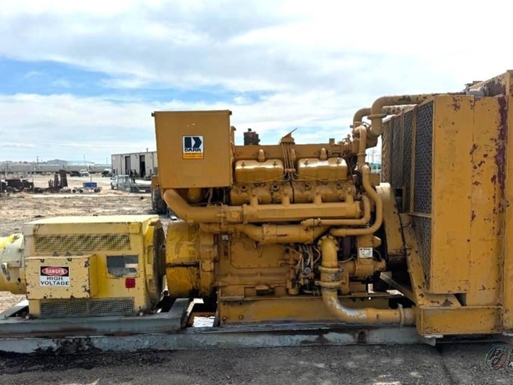 caterpillar-d379-image-1