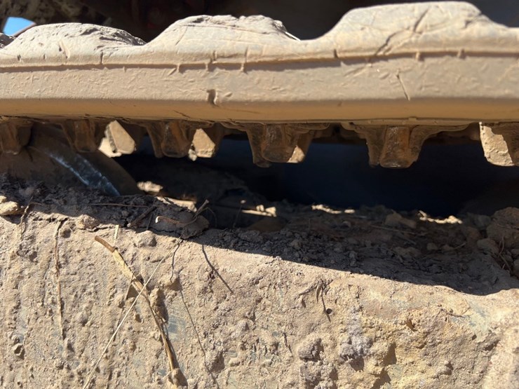 2012-takeuchi-tl230-image-11