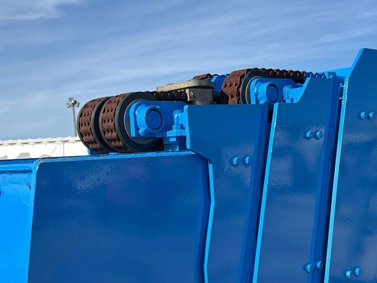 2013-genie-gth1056-image-11