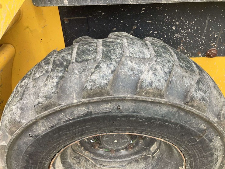 2018-new-holland-l228-image-19