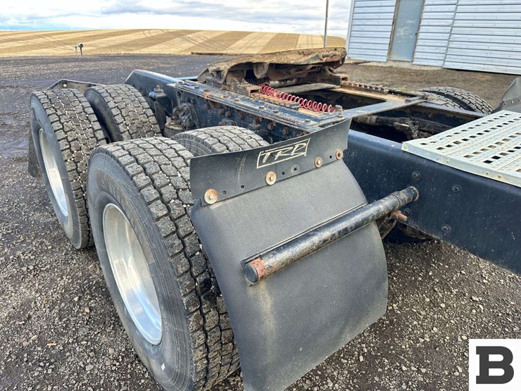 1999-kenworth-t800-image-62