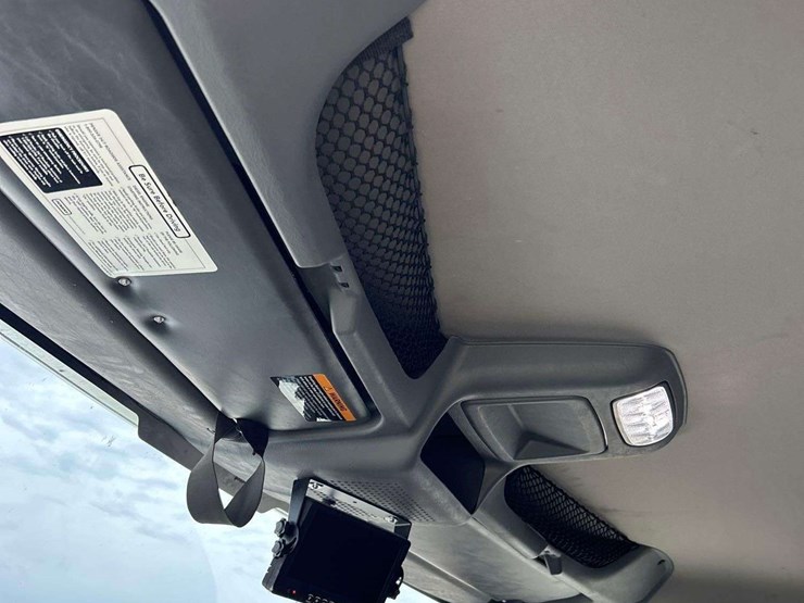 2021-international-mv607-image-26