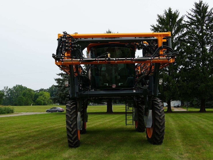 hagie-sts12-image-13