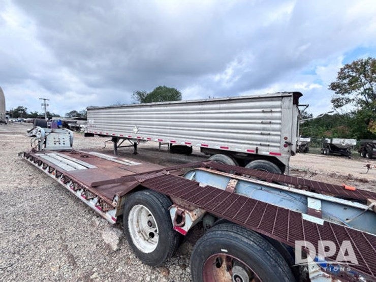 2006-travis-end-dump-image-18