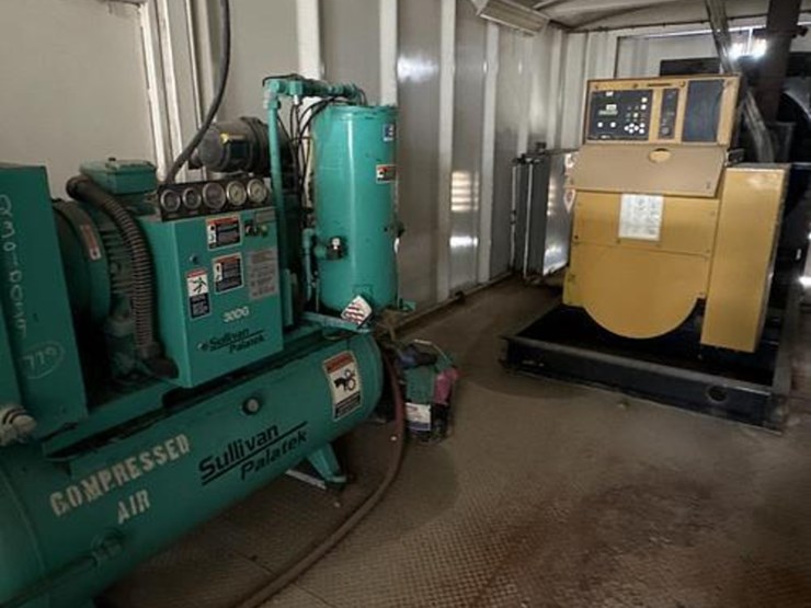 2011-caterpillar-3512-image-3