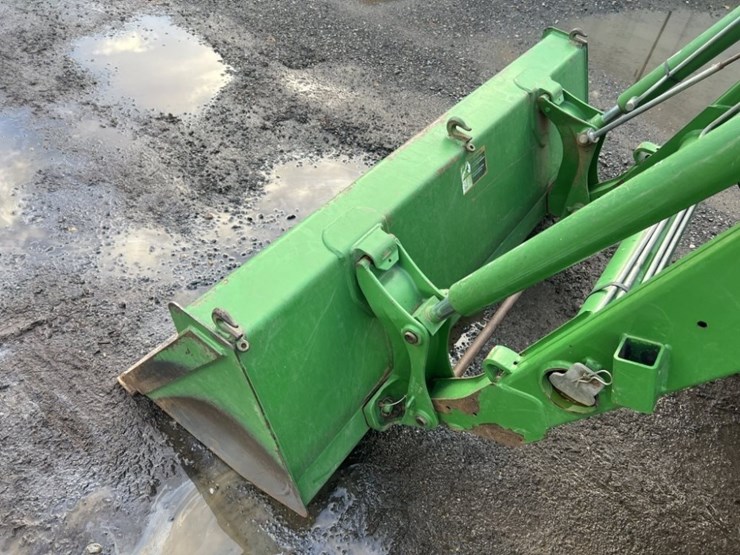 2009-john-deere-5075m-4wd-utility-tractor-image-12