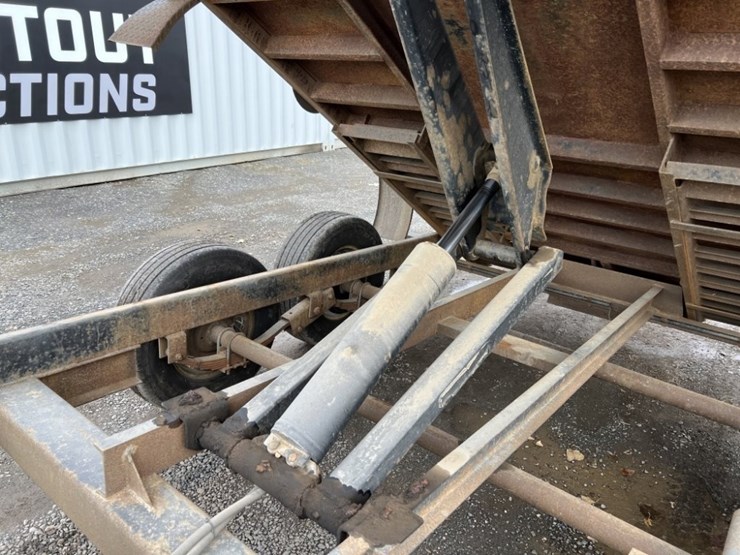 2014-doolittle-master-dump-8214hd-t/a-dump-trailer-image-15