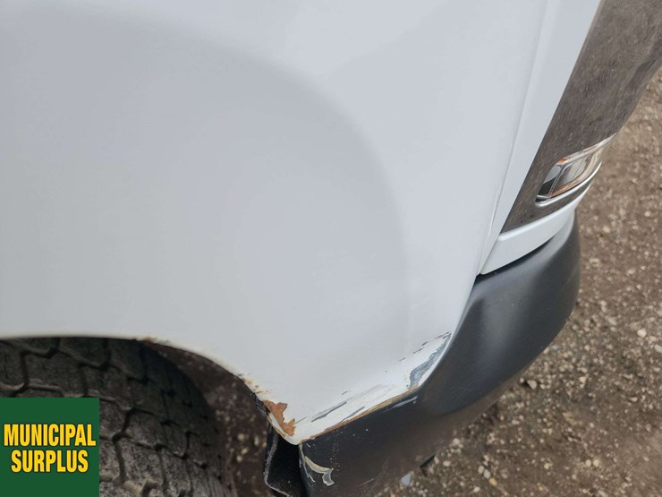 2016-chevrolet-silverado-1500-image-32