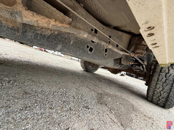 2014-ford-f150-xlt-image-16