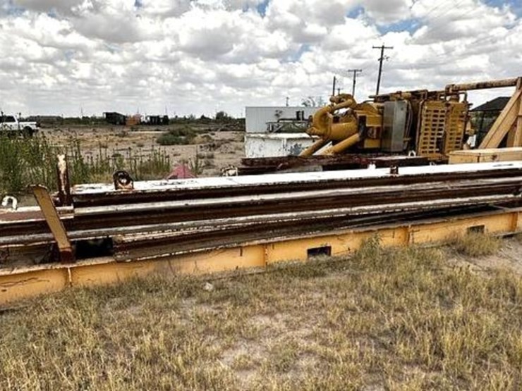 2012-letourneau-500-ton-ac-top-drive-image-10