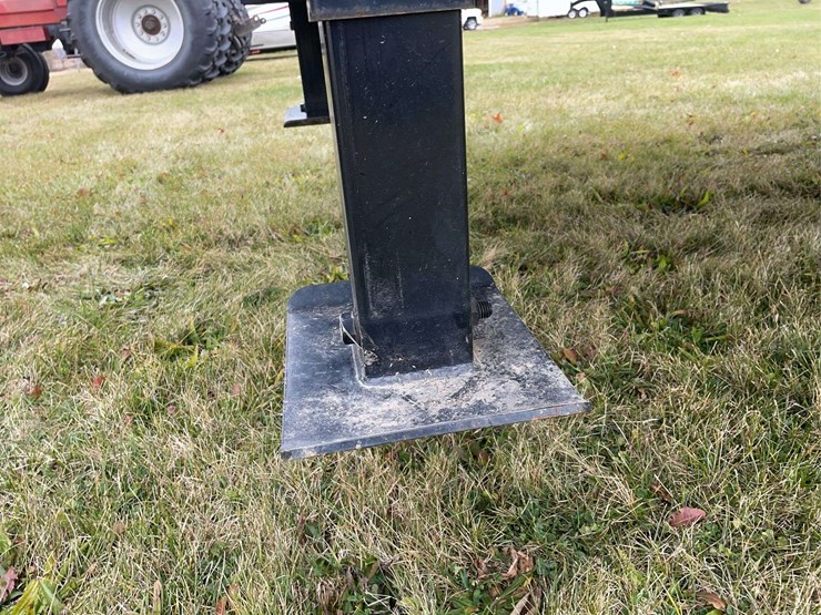 lamar-36’-gooseneck-trailer-image-12