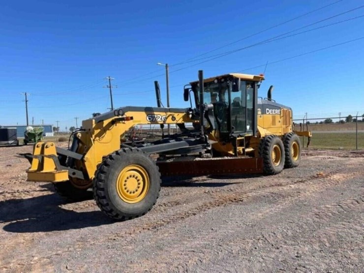 2018-deere-672g-image-1