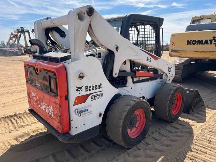 2017-bobcat-s770-image-4
