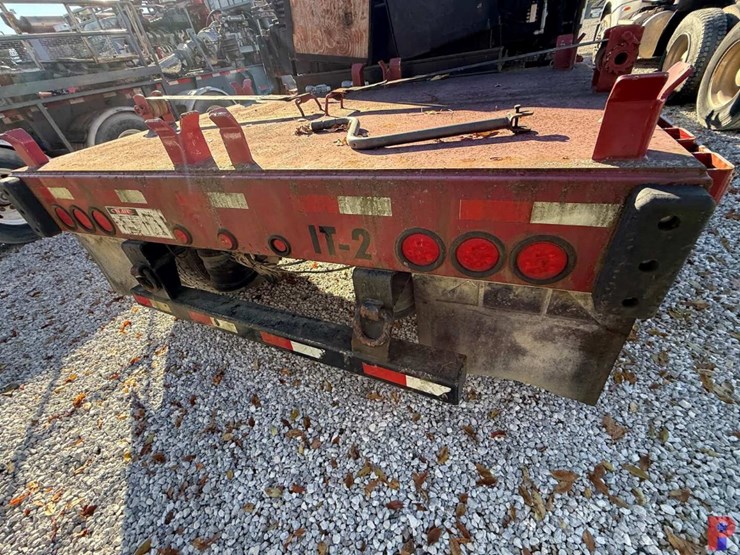 2015-john-deere-4045hf285-image-21