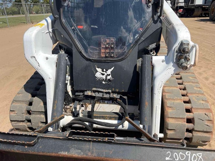 2023-bobcat-t66-image-19