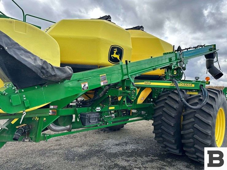 john-deere-1910-image-28