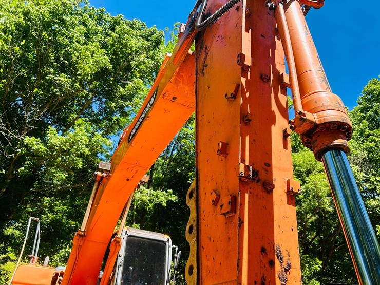 2010-doosan-dx180-lc-image-16