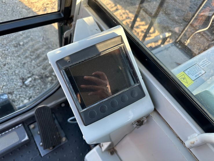 2020-takeuchi-tcr50-image-51