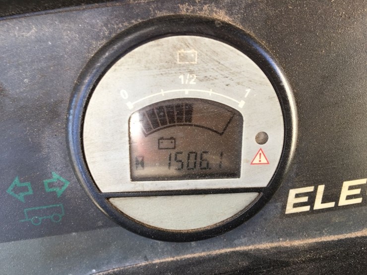 2012-john-deere-gator-image-5