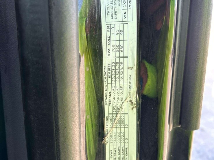 2016-peterbilt-579-image-6