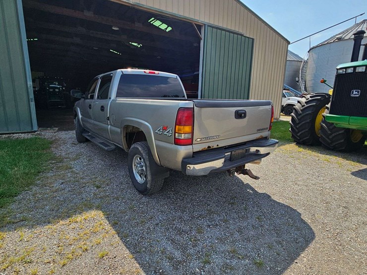 2002-chevrolet-2500hd-image-6