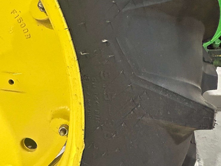 john-deere-70-image-8