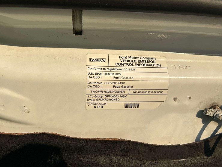 2016-ford-transit-image-10