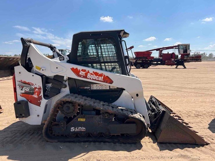 2023-bobcat-t66-image-5